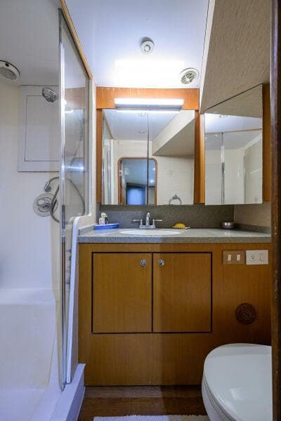 2001 Ocean Yachts 56 Super Sport