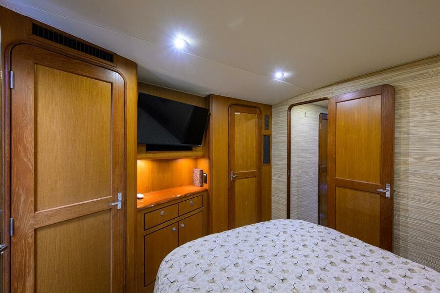 2001 Ocean Yachts 56 Super Sport