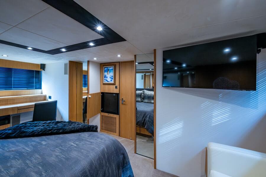 2015 Fairline 78 Squadron