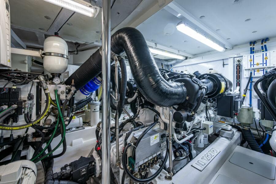 2015 Fairline 78 Squadron