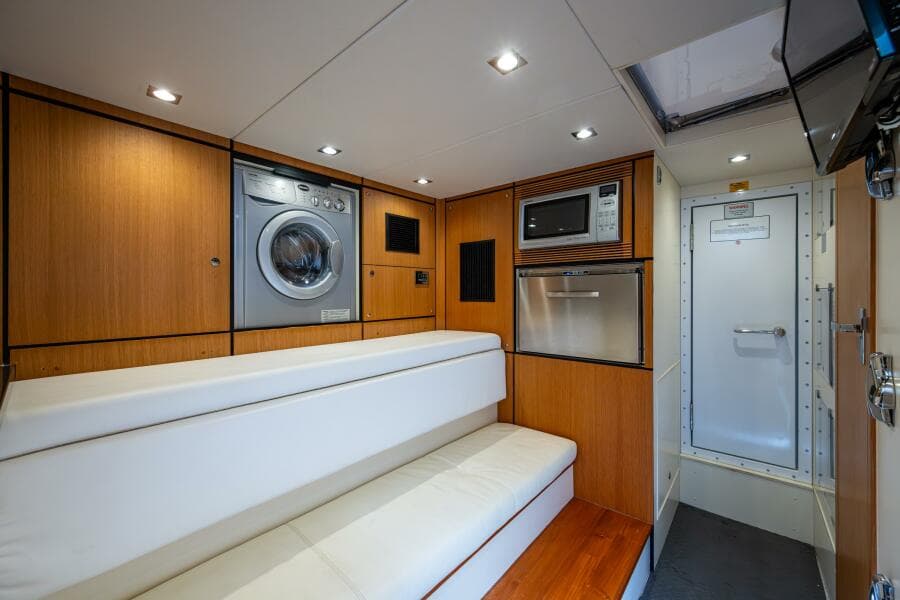 2015 Fairline 78 Squadron