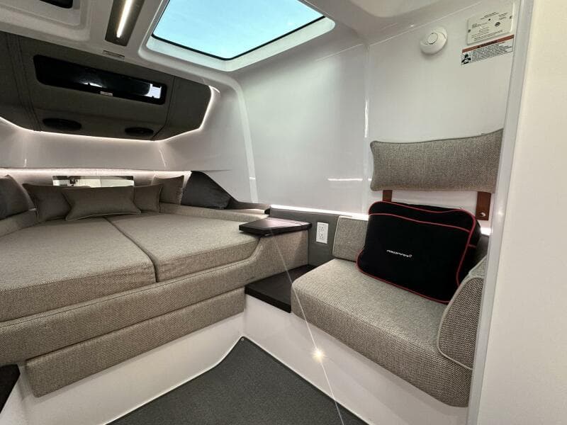 2024 Axopar 37 Sun Top