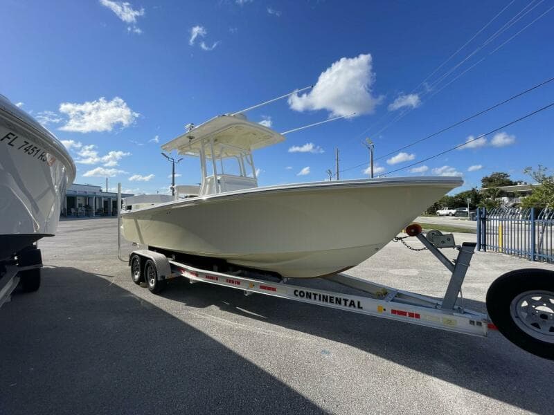 Silverhawk 2700CC - COLLEEN - Starboard Profile