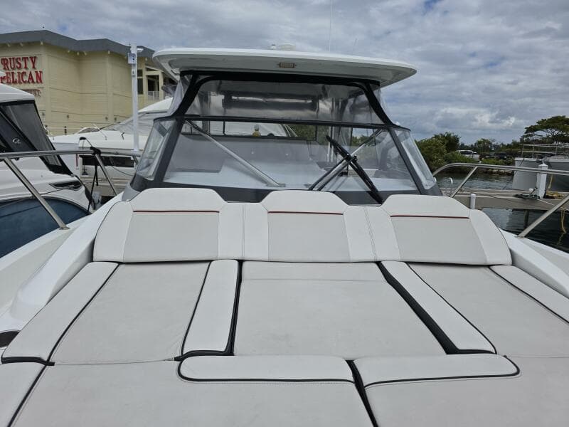 2022 Jeanneau Leader 10.5 WA Series 2