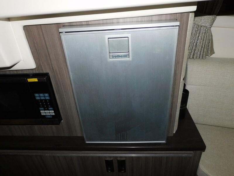 2018 Sea Ray Sundancer 320