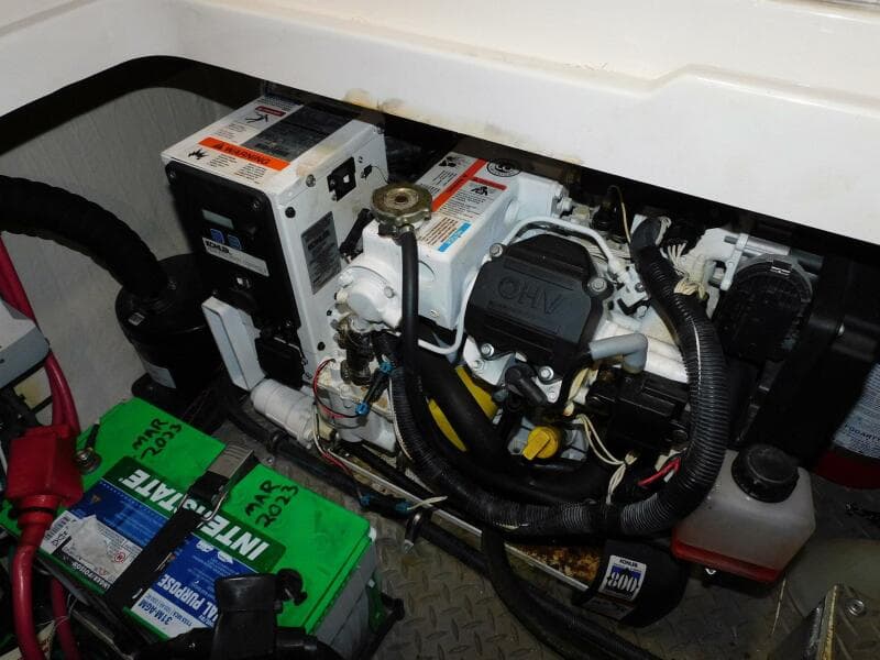 2018 Sea Ray Sundancer 320