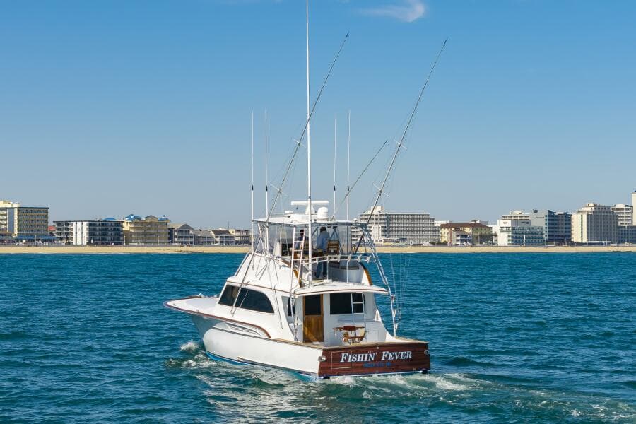 52BuddyDavisFishinFever059