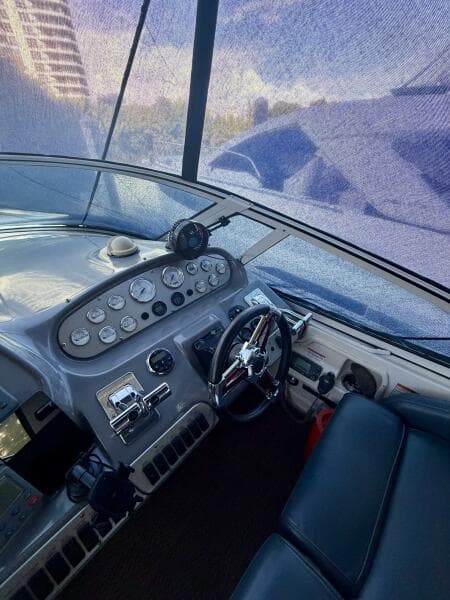 2007 Cruisers Yachts 370 Express