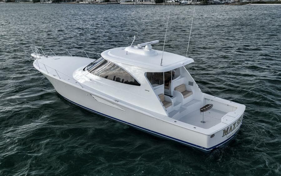 2015 Viking 52 Sport Coupe