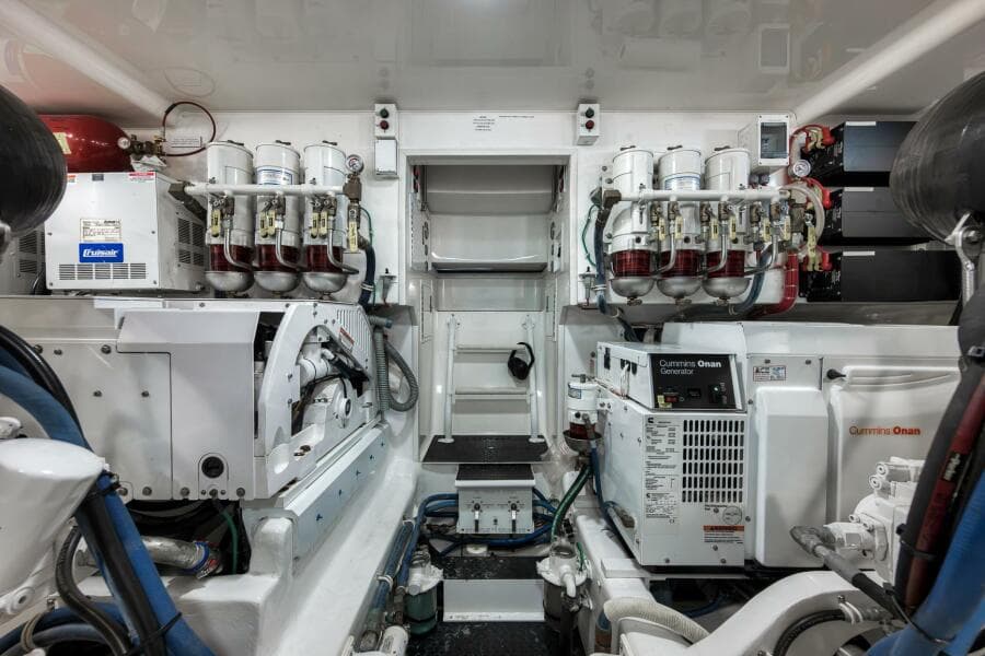 2015 Viking 52 Sport Coupe