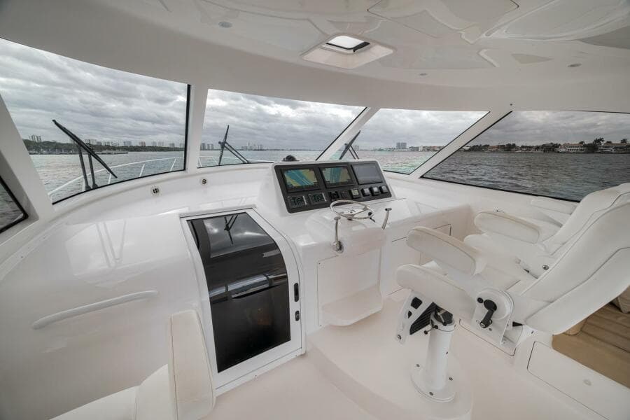 2015 Viking 52 Sport Coupe