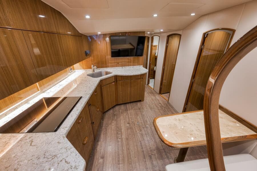 2015 Viking 52 Sport Coupe