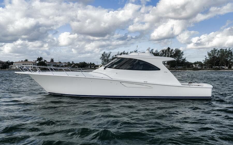 2015 Viking 52 Sport Coupe