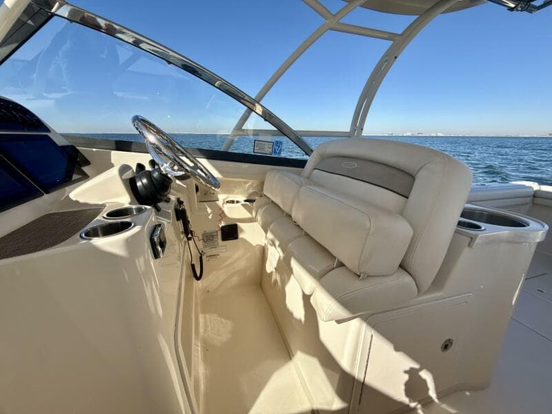 2016 Grady-White 307 Freedom