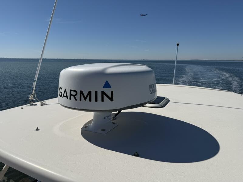 2016 Grady-White 307 Freedom