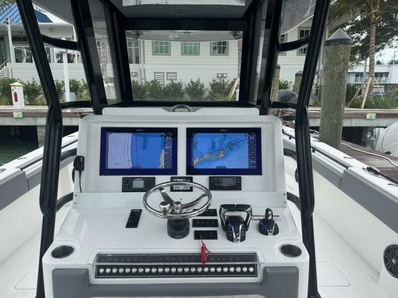 2025 Invincible 35 Catamaran