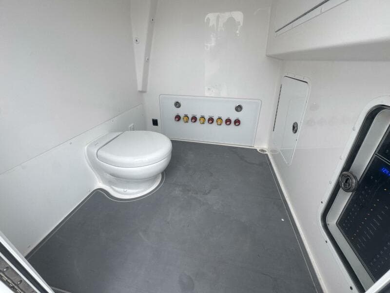 2025 Invincible 35 Catamaran