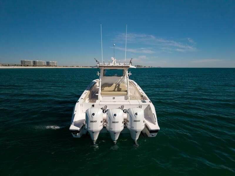 2019 Pursuit S 368 Moon Dogg Stern