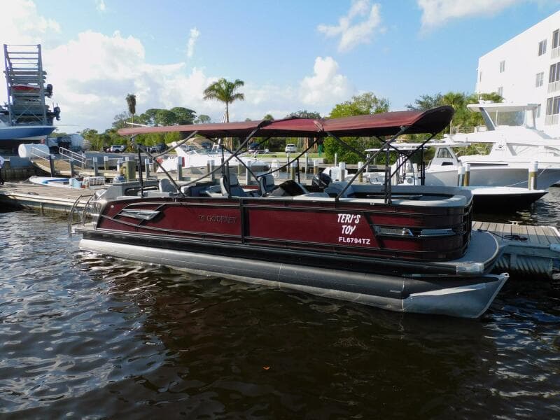 2023 Aqua Patio 275 CBE