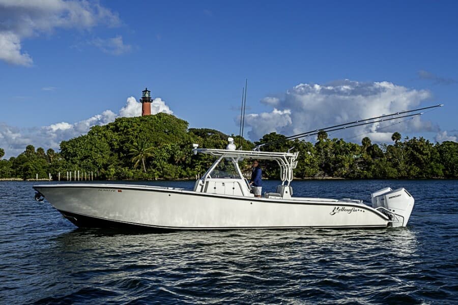 2011 Yellowfin 39 Offshore