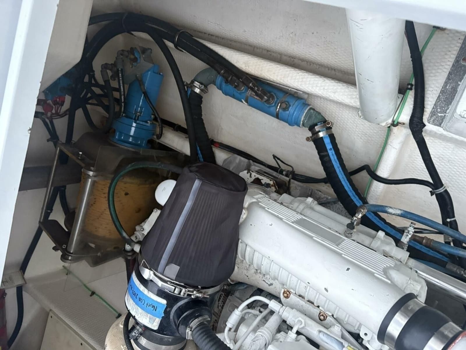 2015 OceanPro 35 - Photo 17