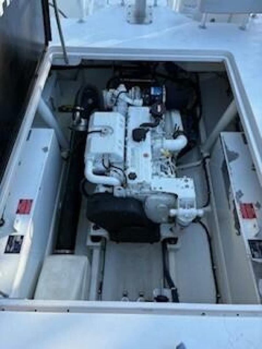 2015 OceanPro 35 - Photo 14