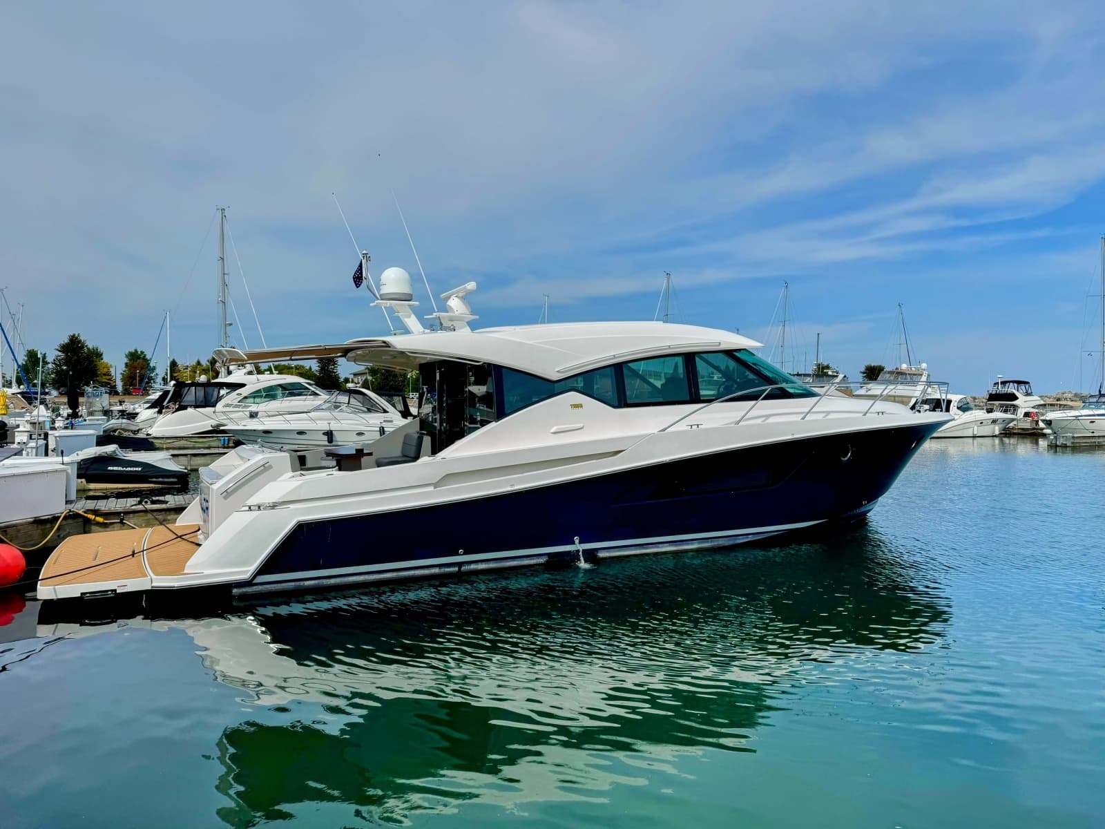 2014 Tiara Yachts 50 Coupe - Photo 6