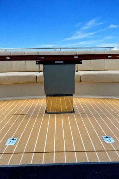 2014 Tiara Yachts 50 Coupe