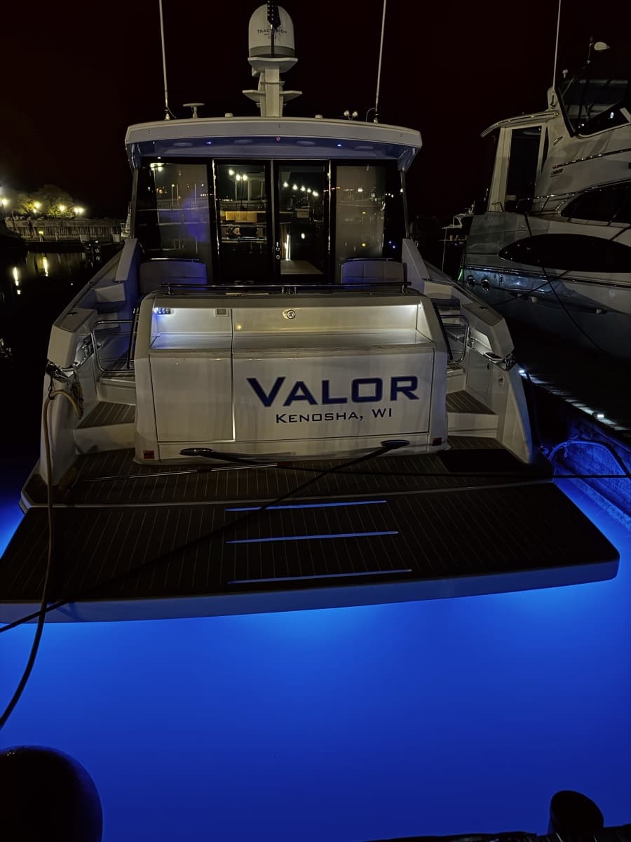 2014 Tiara Yachts 50 Coupe - Photo 11