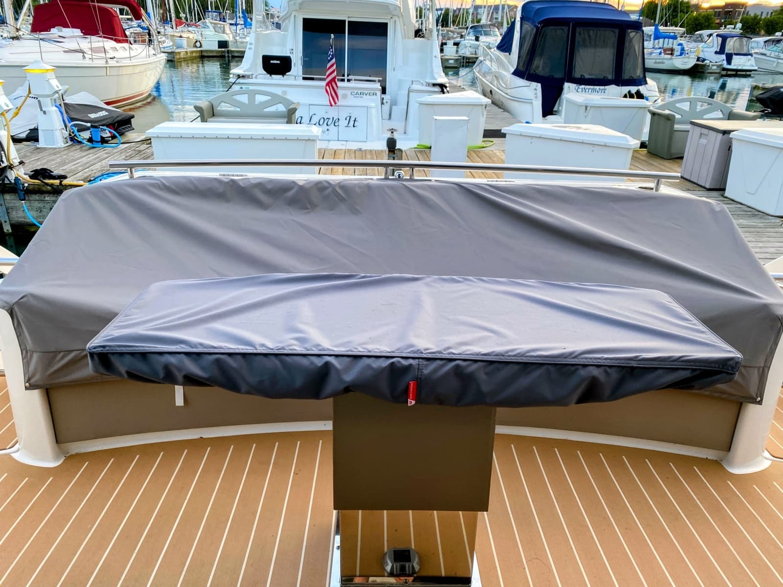 2014 Tiara Yachts 50 Coupe - Photo 19