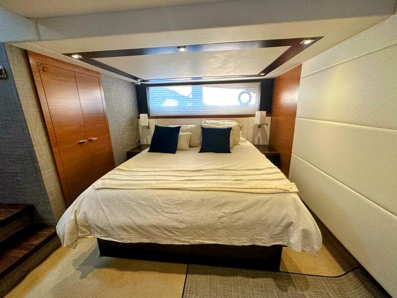 2014 Tiara Yachts 50 Coupe