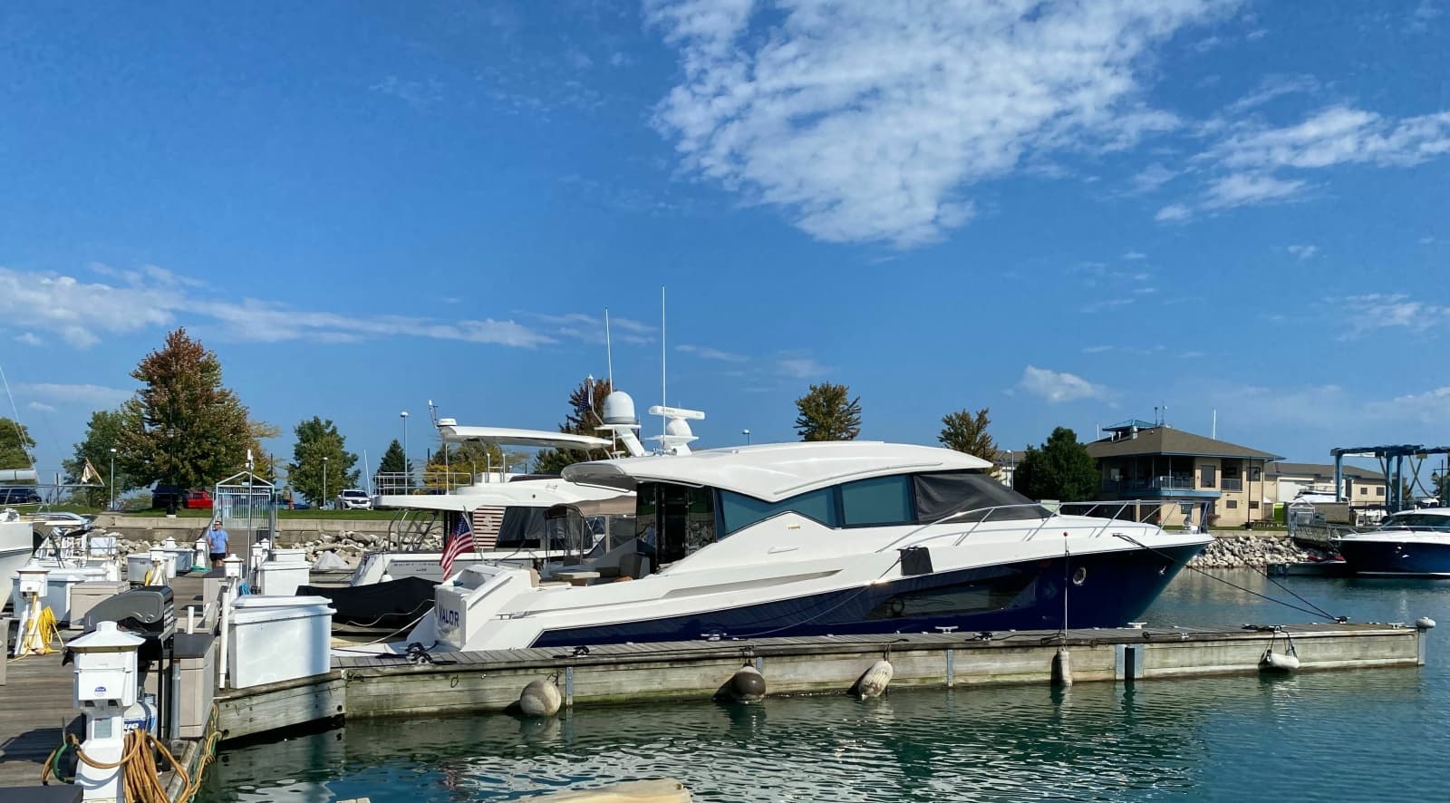 2014 Tiara Yachts 50 Coupe - Photo 15