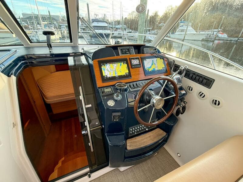 2013 Tiara Yachts 3600 Coronet