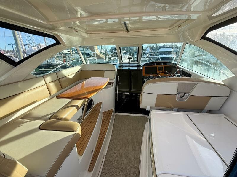 2013 Tiara Yachts 3600 Coronet