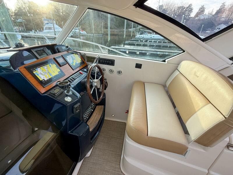 2013 Tiara Yachts 3600 Coronet