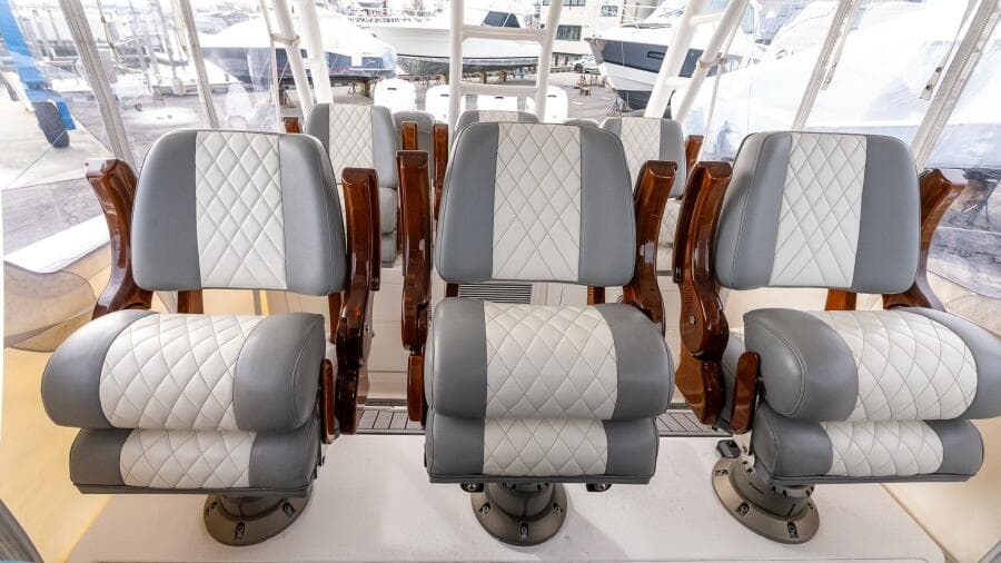 2023 Everglades 455 Center Console