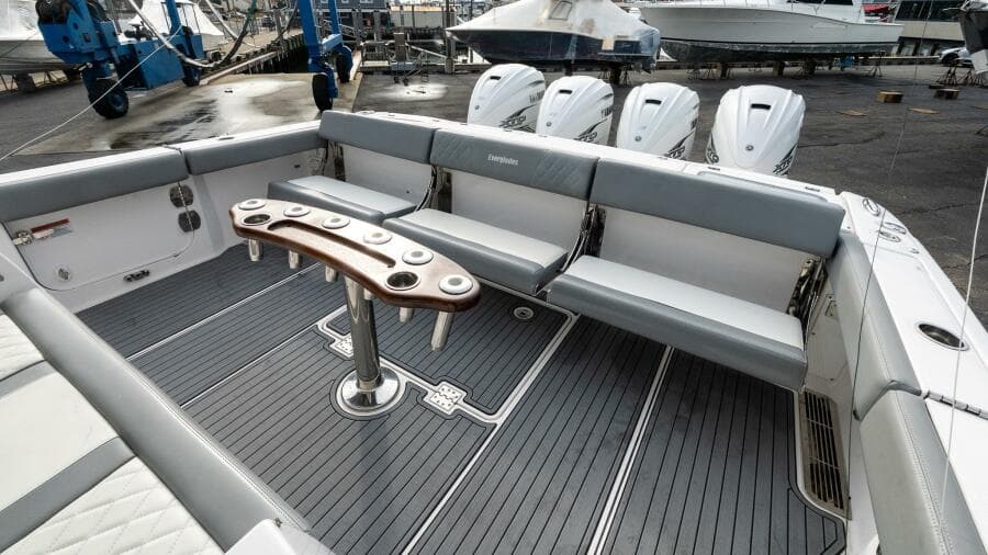 2023 Everglades 455 Center Console