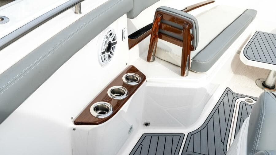 2023 Everglades 455 Center Console