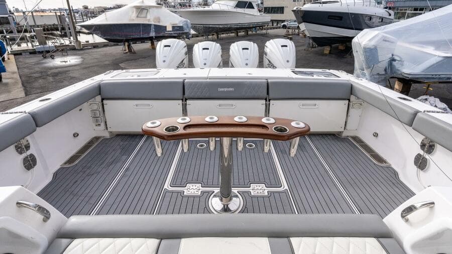 2023 Everglades 455 Center Console