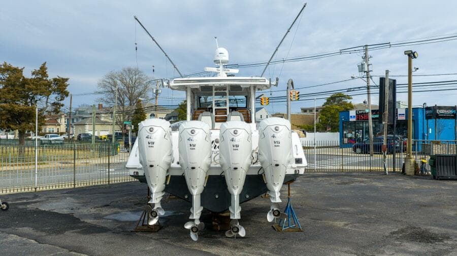 2023 Everglades 455 Center Console