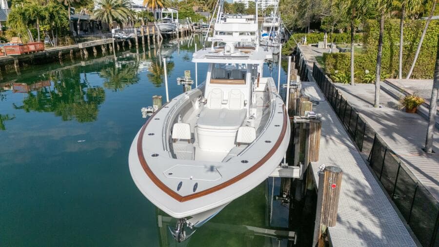 2024 Invincible 43 Open