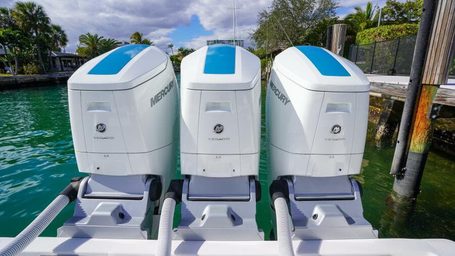 2024 Invincible 43 Open