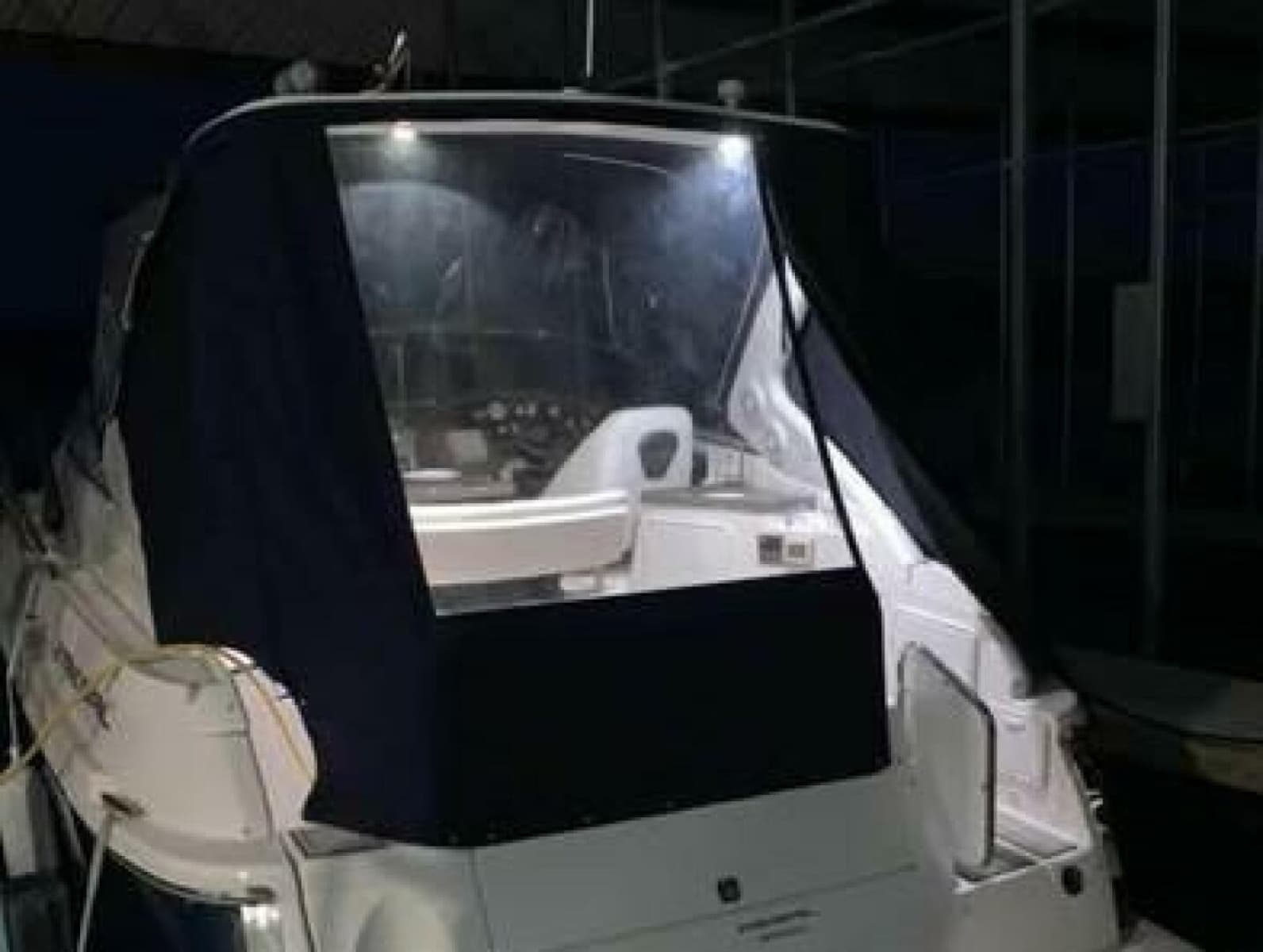 2006 Regal 3060 Window Express - Photo 3
