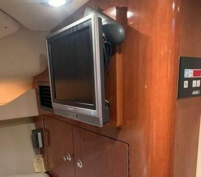 2006 Regal 3060 Window Express