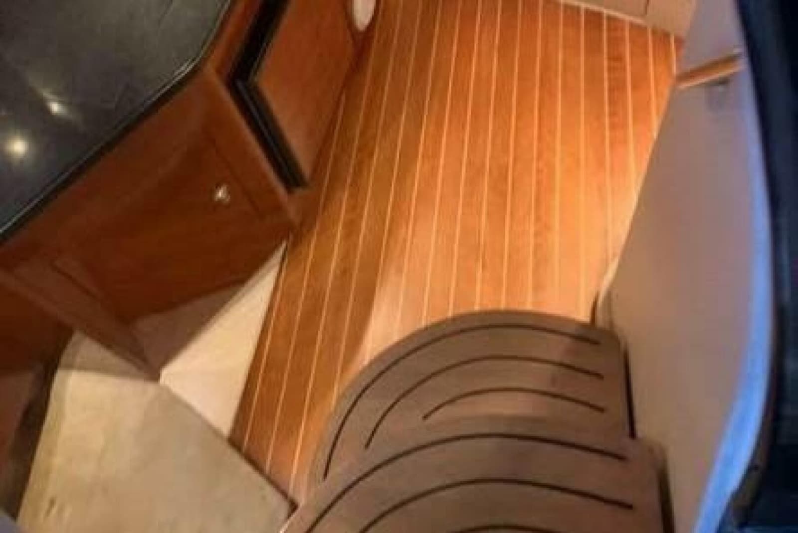 2006 Regal 3060 Window Express - Photo 11