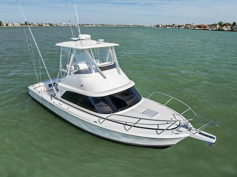 2017 Bertram 35 Flybridge