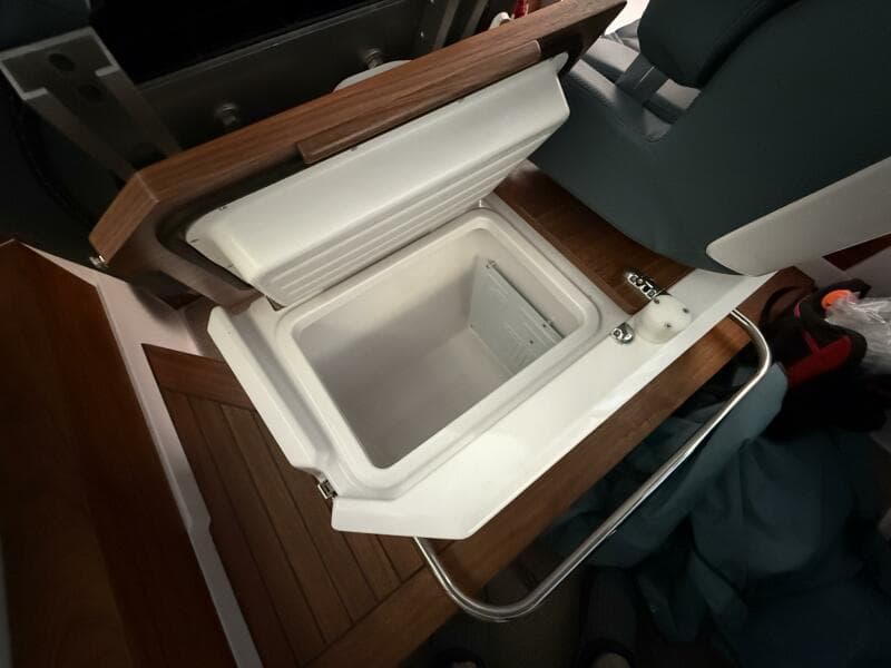 2022 Axopar 28 Cabin - Photo 29