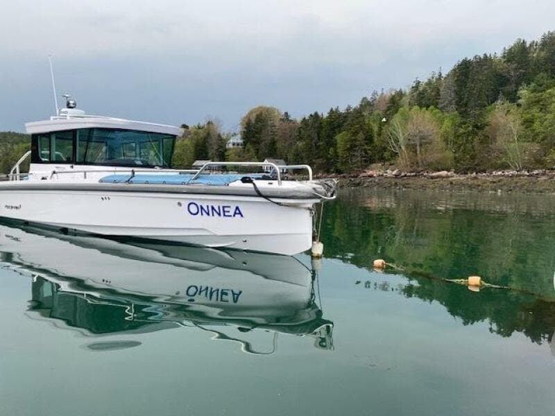 2022 Axopar 28 Cabin - Photo 1
