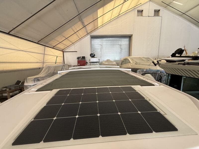 2022 Axopar 28 Cabin - Photo 18