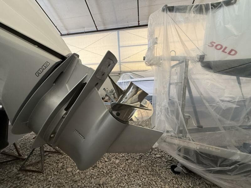 2022 Axopar 28 Cabin - Photo 15
